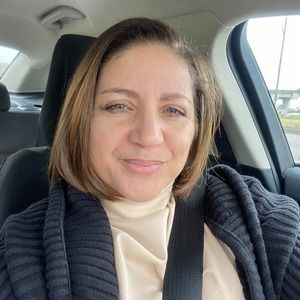 Meet your Posher, Yolanda